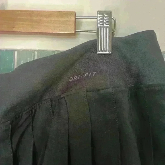 Nike Pleated Tennis Plus Size Skirt Black - Picture 8 of 9